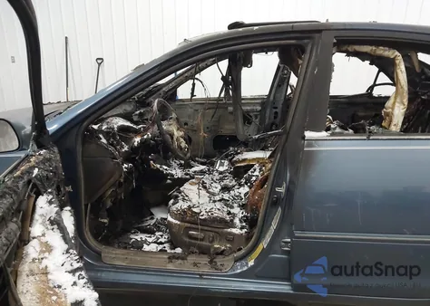 2004 Toyota Camry Xle V6 from USA, damaged, VIN 4T1BF30K34U567775